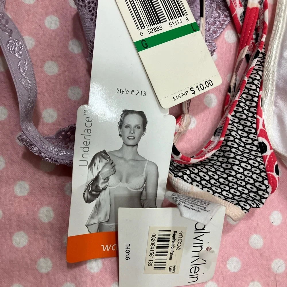 3 Thongs NEW
